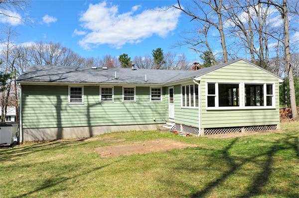 89 Drake Road Burlington, MA 01803 - Photo 12 of 13 Gallery Image 12