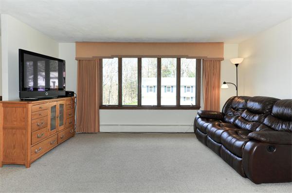 89 Drake Road Burlington, MA 01803 - Photo 3 of 13 Gallery Image 3