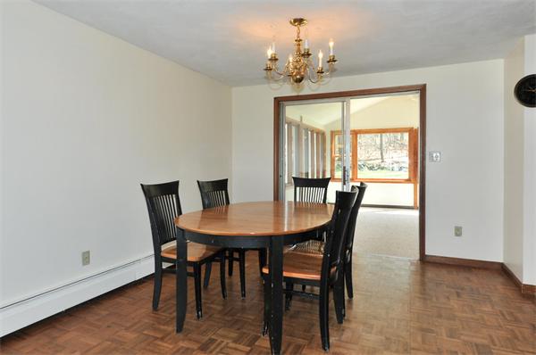 89 Drake Road Burlington, MA 01803 - Photo 4 of 13 Gallery Image 4