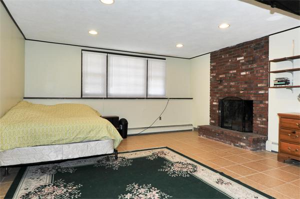 89 Drake Road Burlington, MA 01803 - Photo 8 of 13 Gallery Image 8