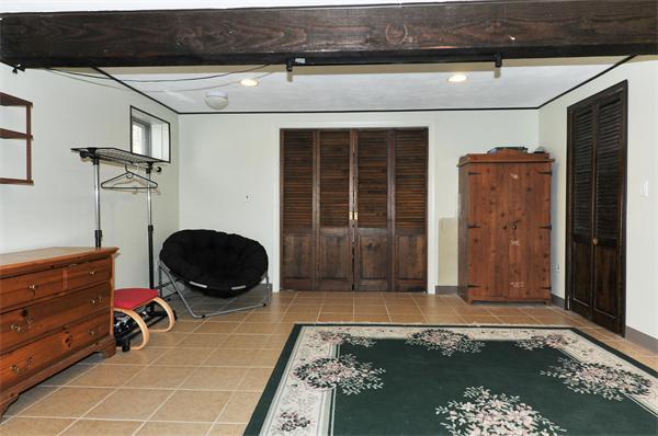 89 Drake Road Burlington, MA 01803 - Photo 9 of 13 Gallery Image 9