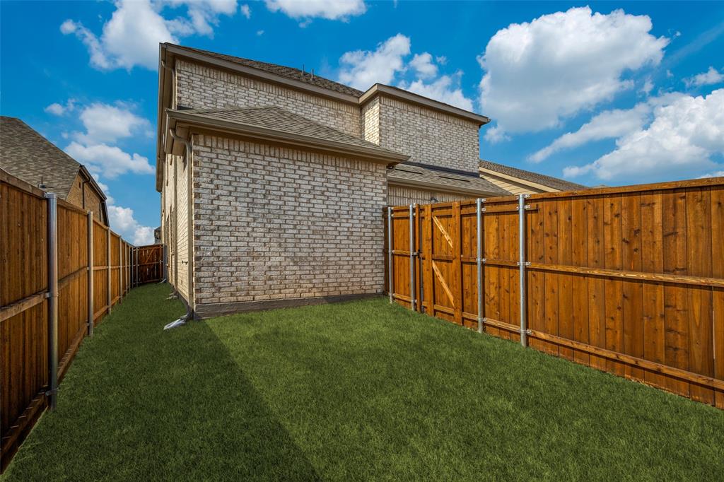 1448 Sun Gdn Way Justin, TX 76247 - Photo 15 of 15