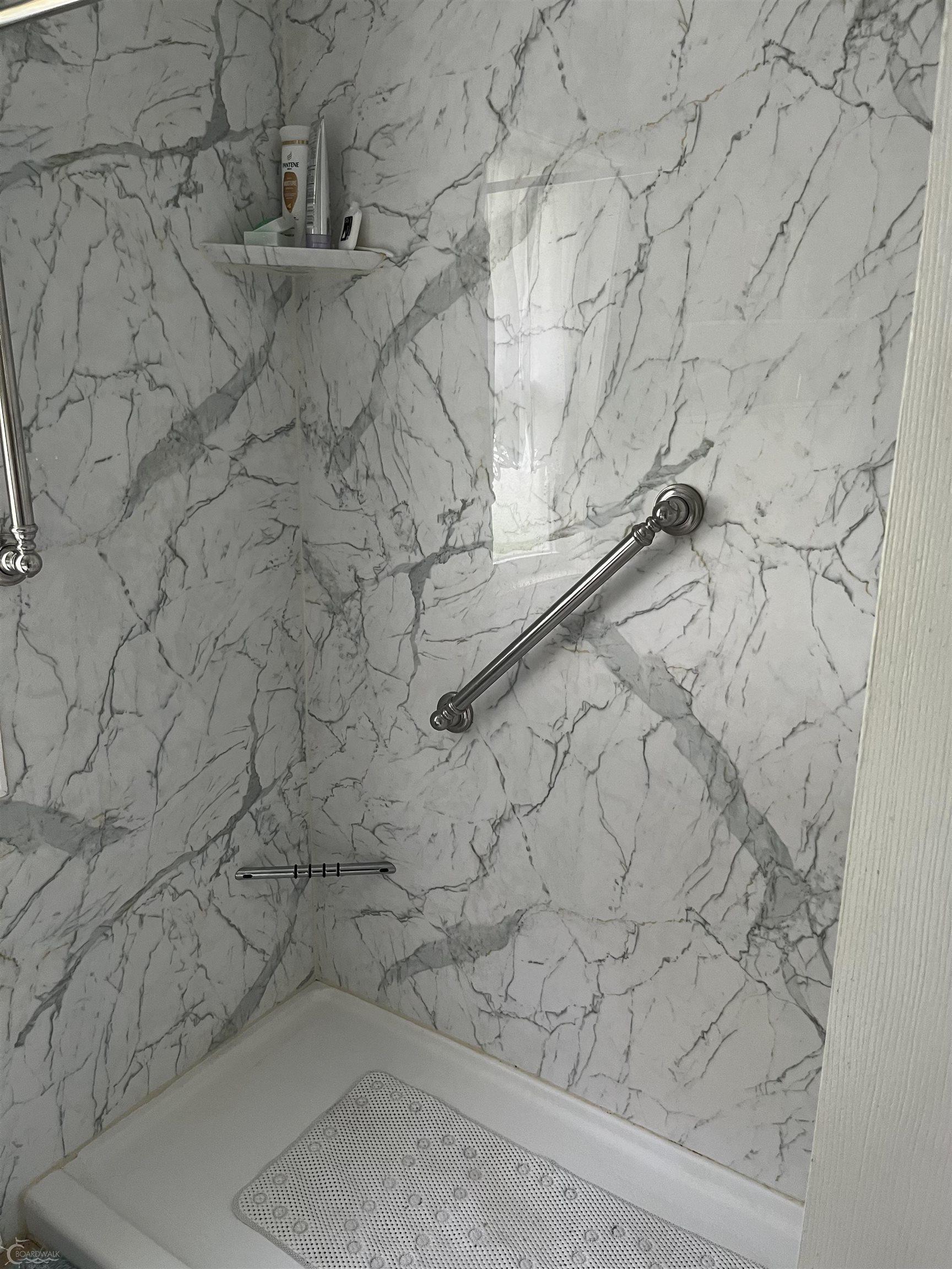 33733 Hooker Road New Baltimore, MI 48047 - Photo 16 of 21 50142872-4897cf0d-6f4b-453f-b2d2-03a31462d2fe.JPG