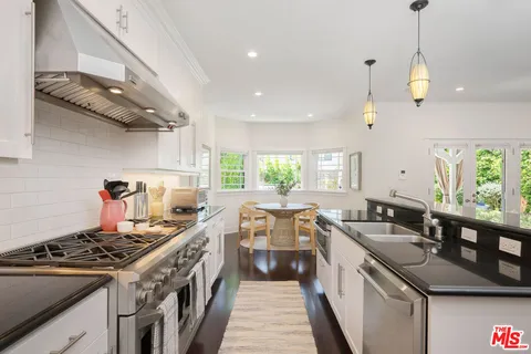$2,395,000 | 2725 Veteran Avenue, Los Angeles, CA 90064