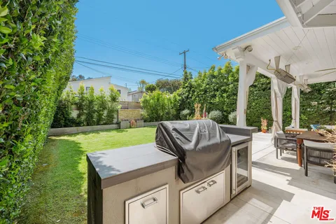 $2,395,000 | 2725 Veteran Avenue, Los Angeles, CA 90064