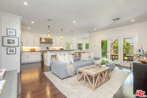 $2,395,000 | 2725 Veteran Avenue, Los Angeles, CA 90064