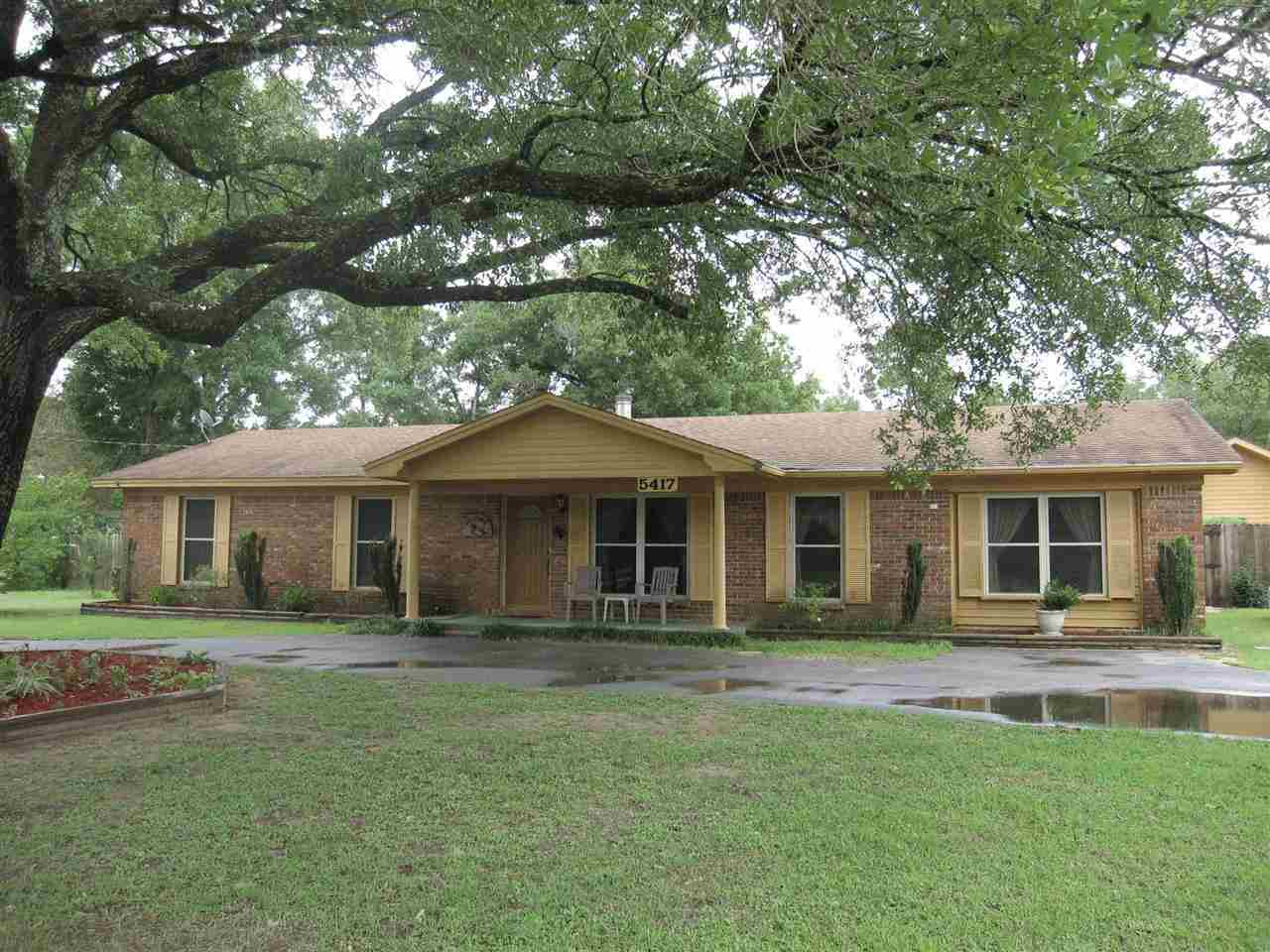 5417 Delona Road Milton, FL 32583 - Photo 1 of 43 1806 Square feet with three bedrooms, two baths.