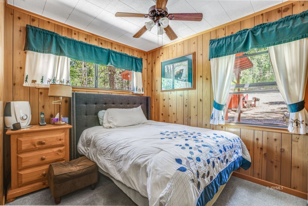 25840 Wayne Road Idyllwild, CA 92549 - Photo 26 of 46 Main floor bedroom