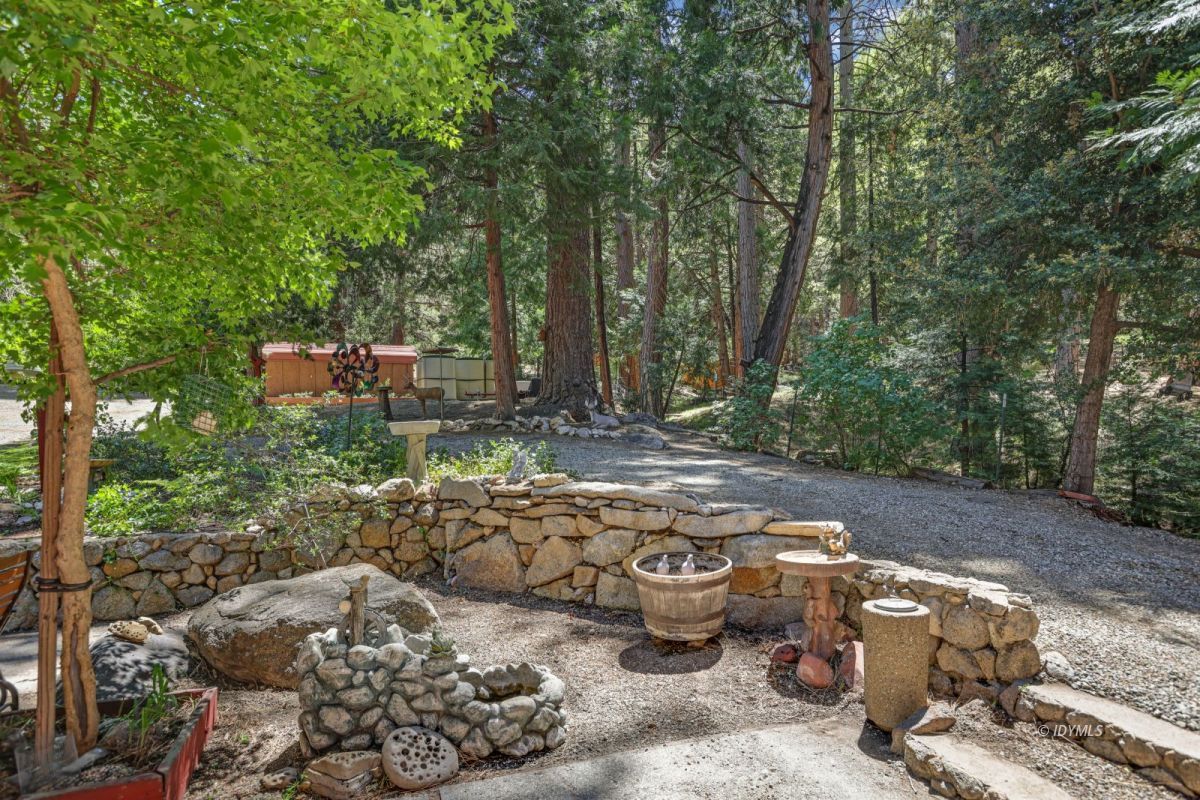 25840 Wayne Road Idyllwild, CA 92549 - Photo 39 of 46 Decorative rock work
