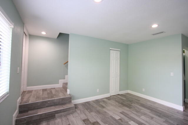 1141 Goldenrod Road, Unit 1143 Wellington, FL 33414 - Photo 7 of 36 IMG_7266