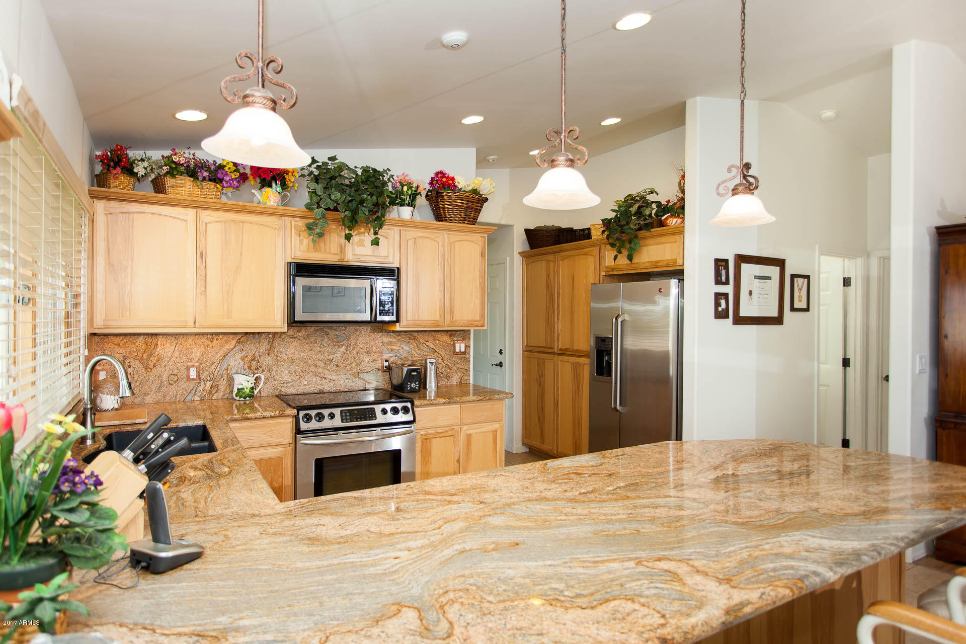3922 East Bloomfield Road Phoenix, AZ 85032 - Photo 5 of 30 Kitchen