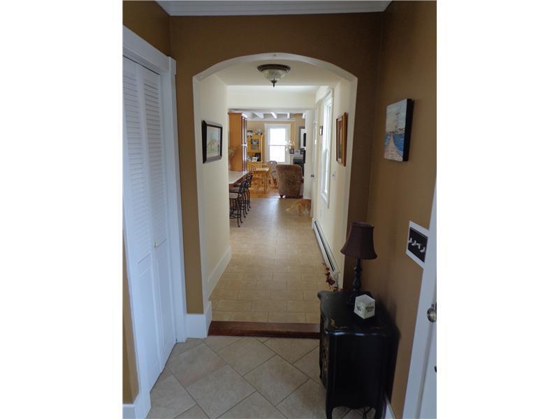120 Ferry Road Augusta, ME 04330 - Photo 10 of 35 Hallway.