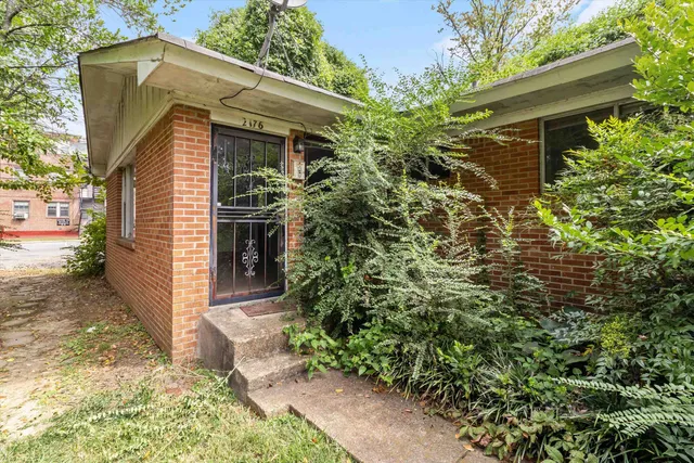 $274,000 | 2176 Washington Avenue, Memphis, TN 38104