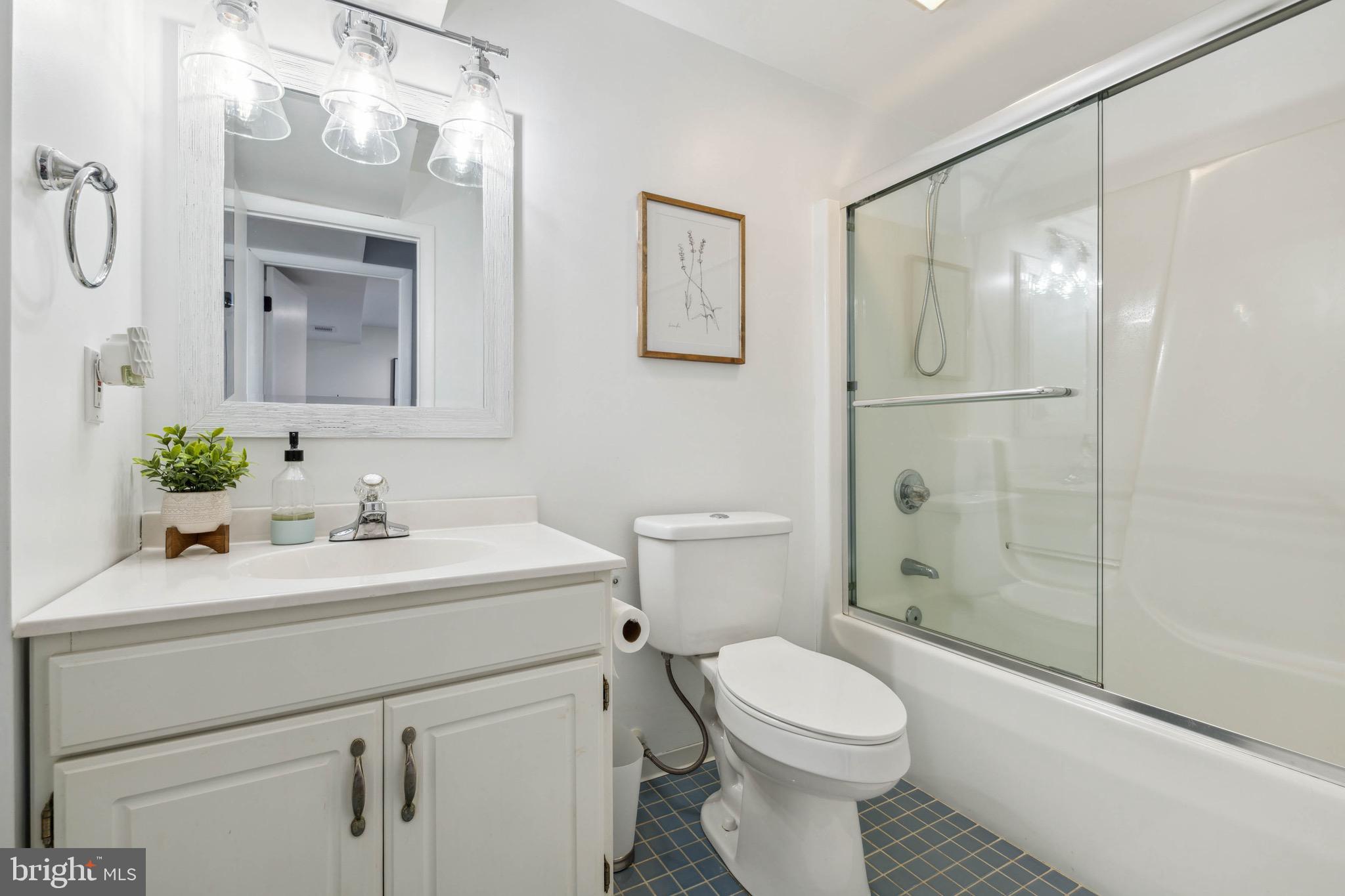 406 Bryanstone Road Owings Mills, MD 21117 - Photo 28 of 36 Full Bathroom at Lower Level