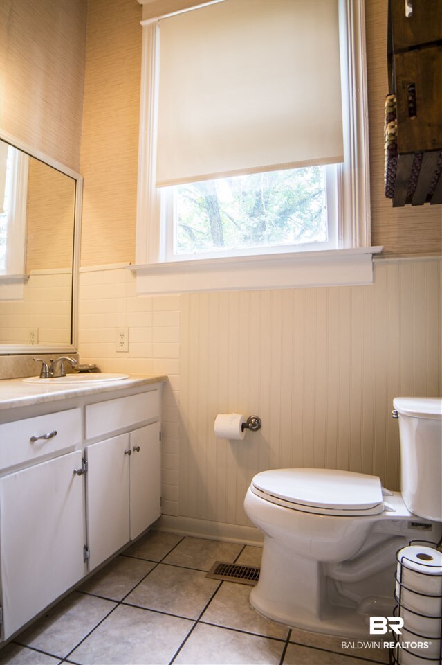 134 Margaret Street Mobile, AL 36607 - Photo 25 of 41
