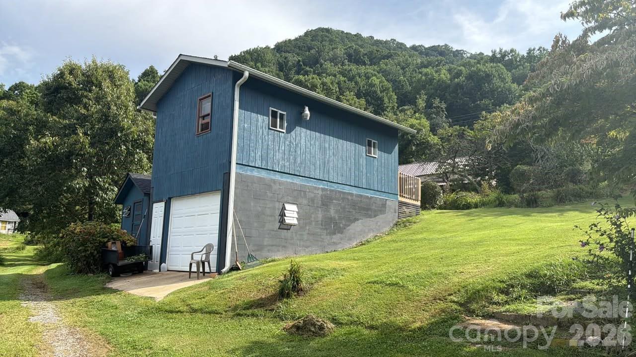576 Paint Fork Road Barnardsville, NC 28709 - Photo 14 of 20 Gallery Image 14
