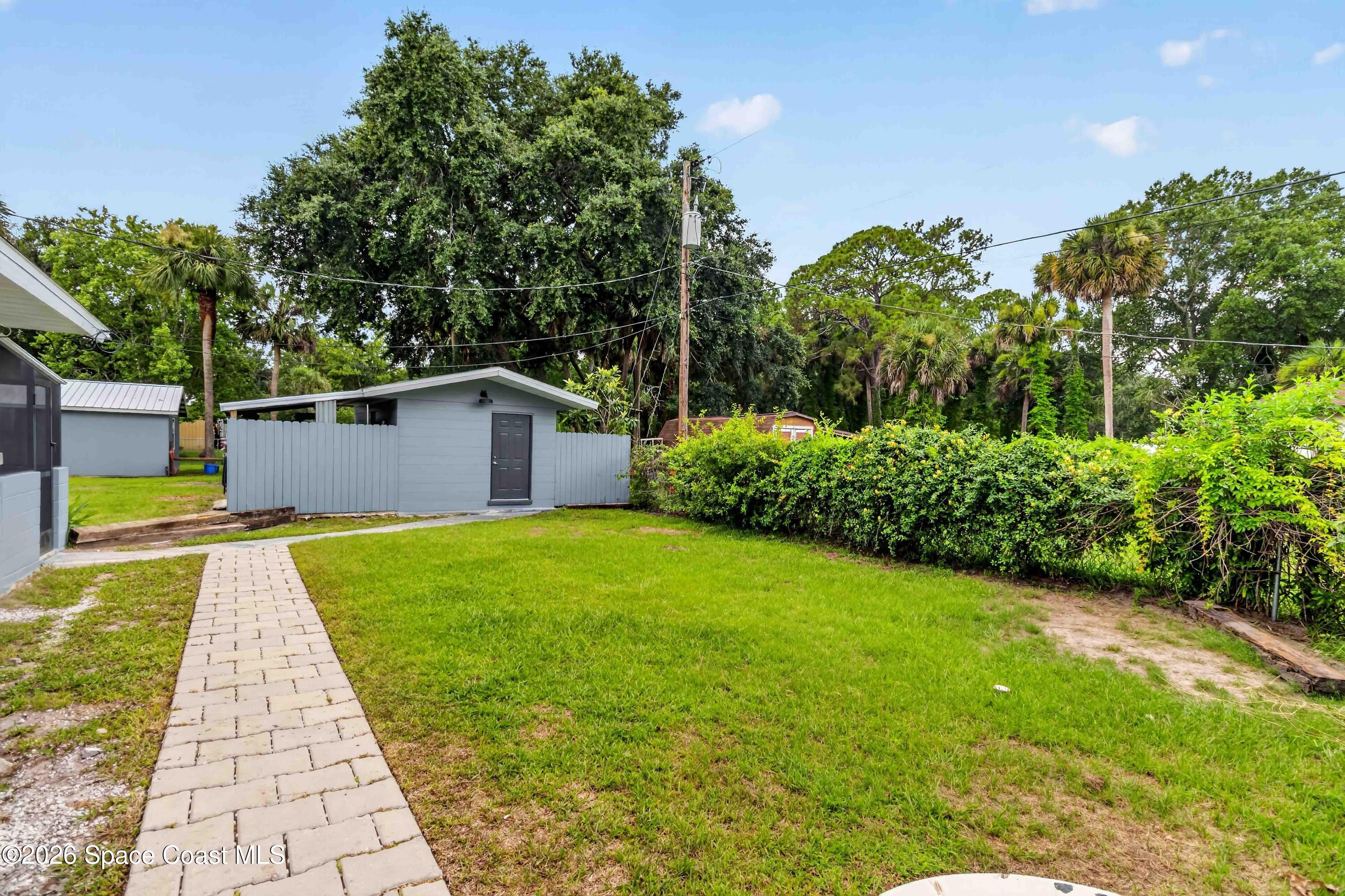 4105 Rector Road Cocoa, FL 32926 - Photo 28 of 49 Right Side Yard