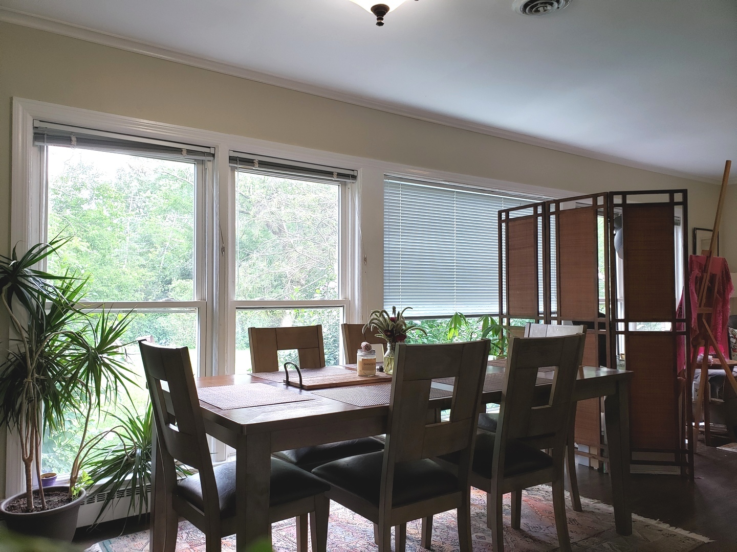 515 Warren Road Glenview, IL 60025 - Photo 2 of 11 a dining room with furniture and window