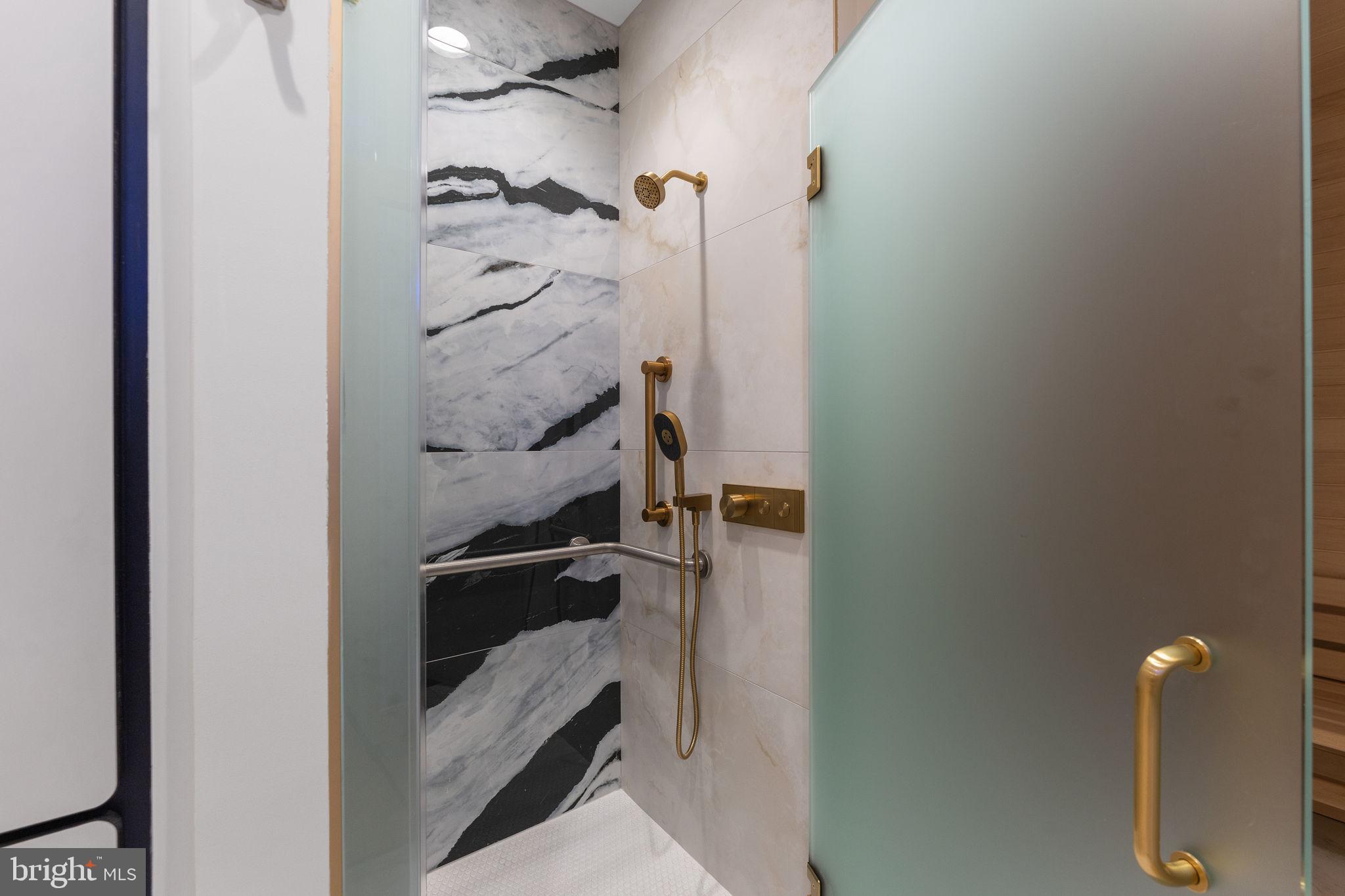 1622 Chain Bridge Road McLean, VA 22101 - Photo 60 of 72