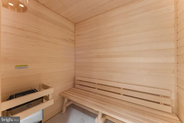 $2,399,000 | 1622 Chain Bridge Road, McLean, VA 22101