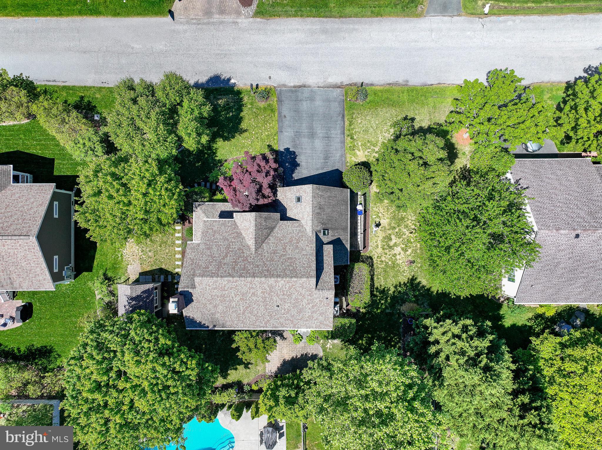 102 Jacks Point Road Oxford, MD 21654 - Photo 6 of 83 an aerial view of a house with a yard and garden