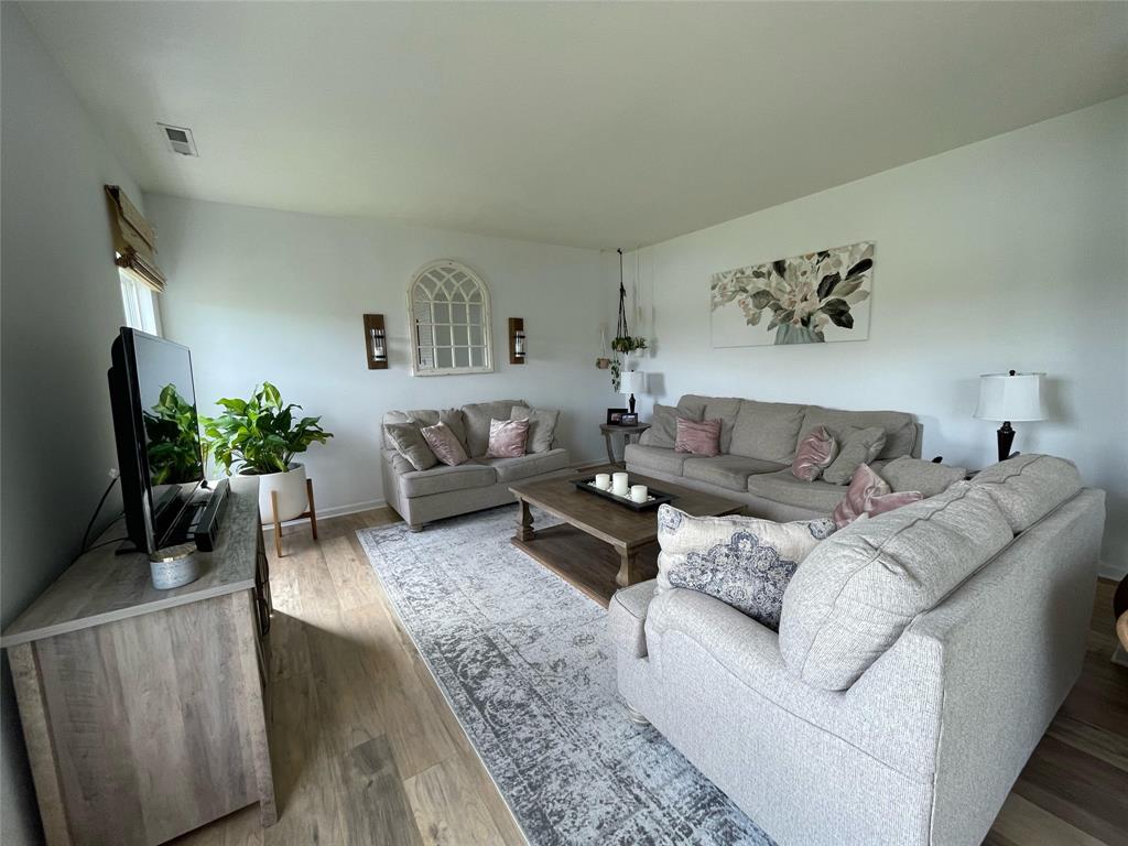 4513 Bow Ridge Lane Indianapolis, IN 46239 - Photo 14 of 30 Gallery Image 14