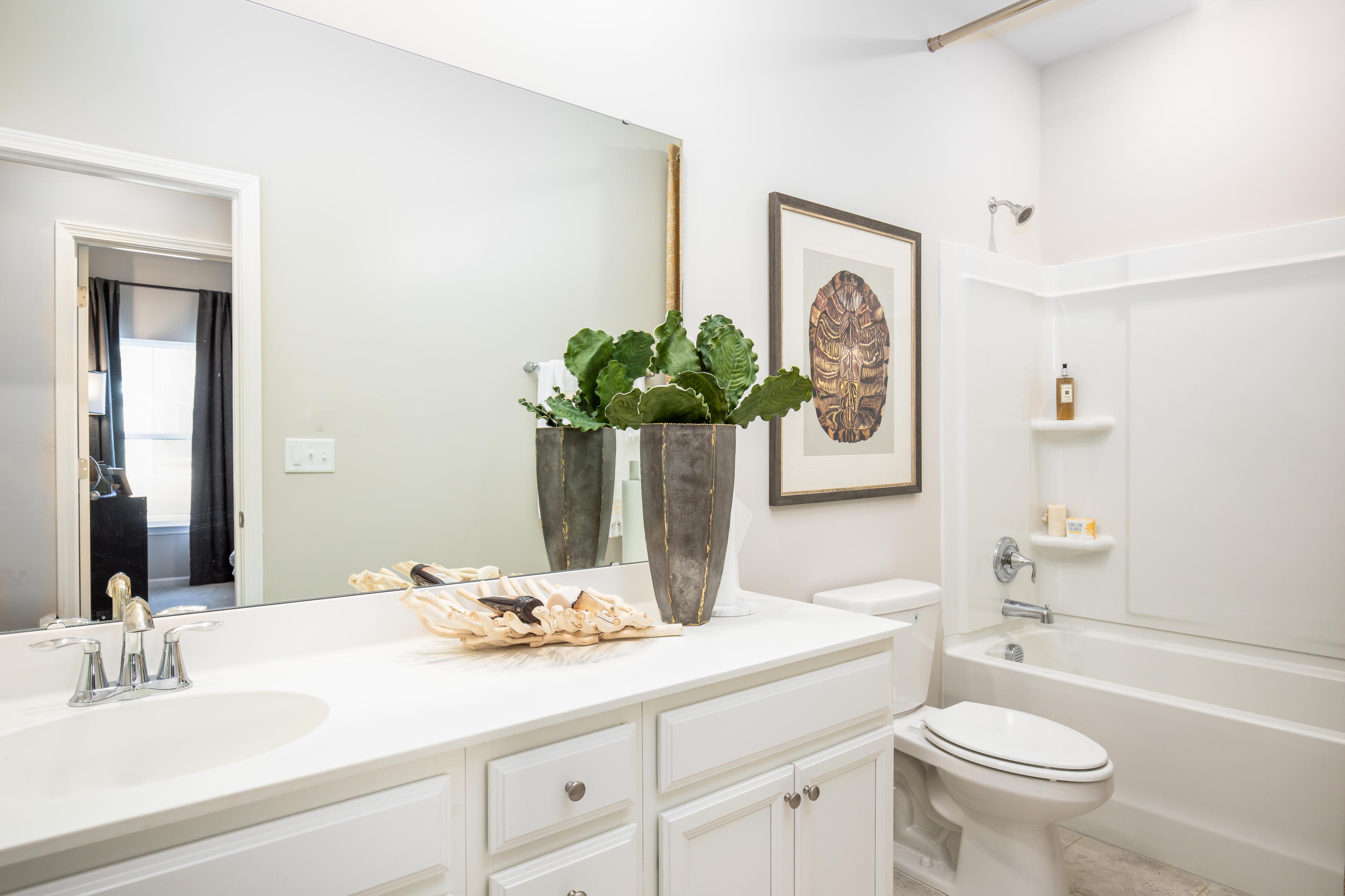 1910 Sweetfern Road Hanahan, SC 29410 - Photo 16 of 23 bathroom2