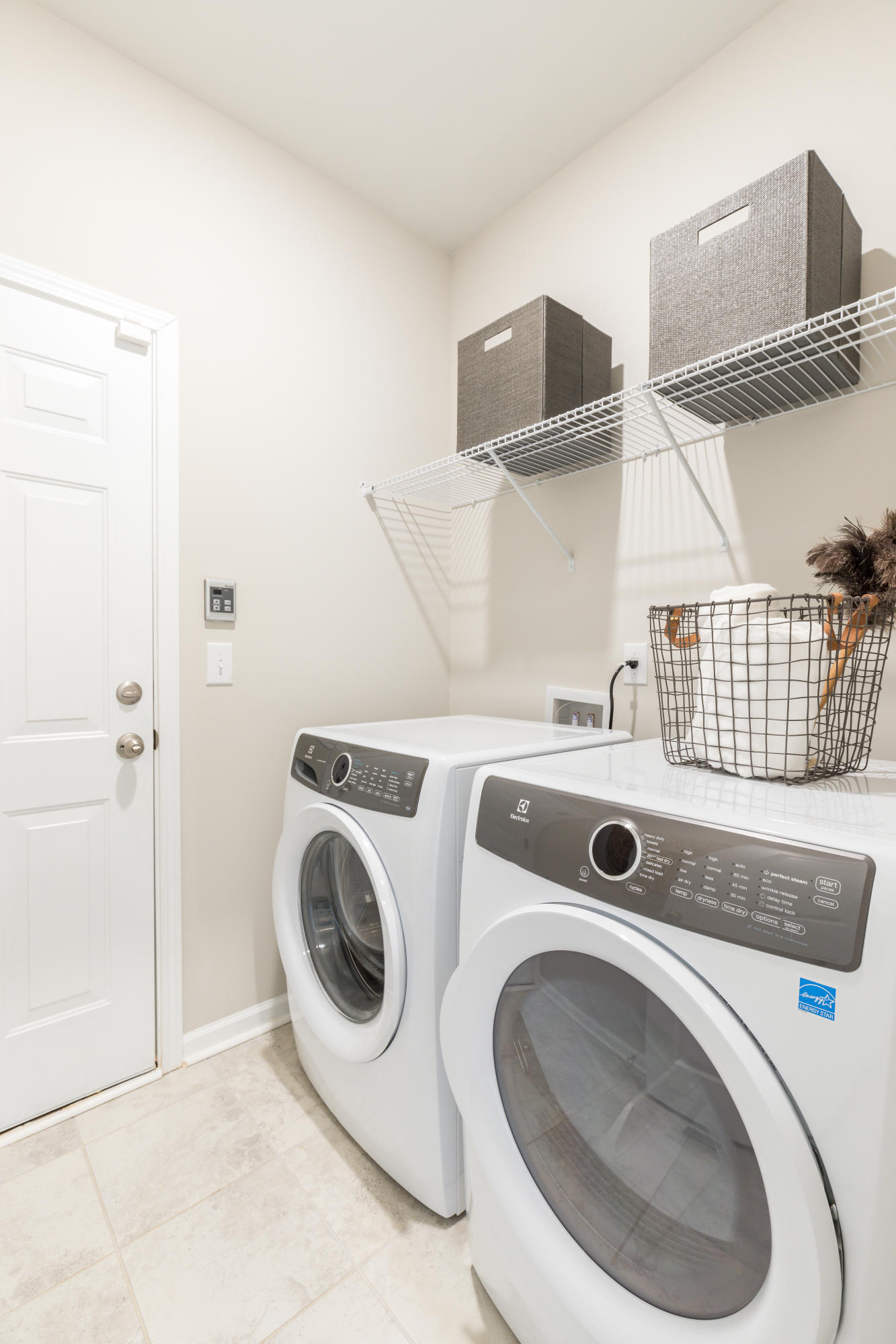 1910 Sweetfern Road Hanahan, SC 29410 - Photo 17 of 23 laundryrm