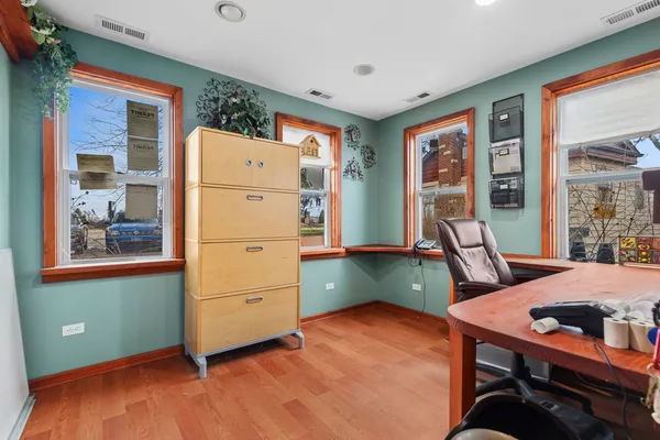 $1,500,000 | 20922 Highway 176, Mundelein, IL 60060