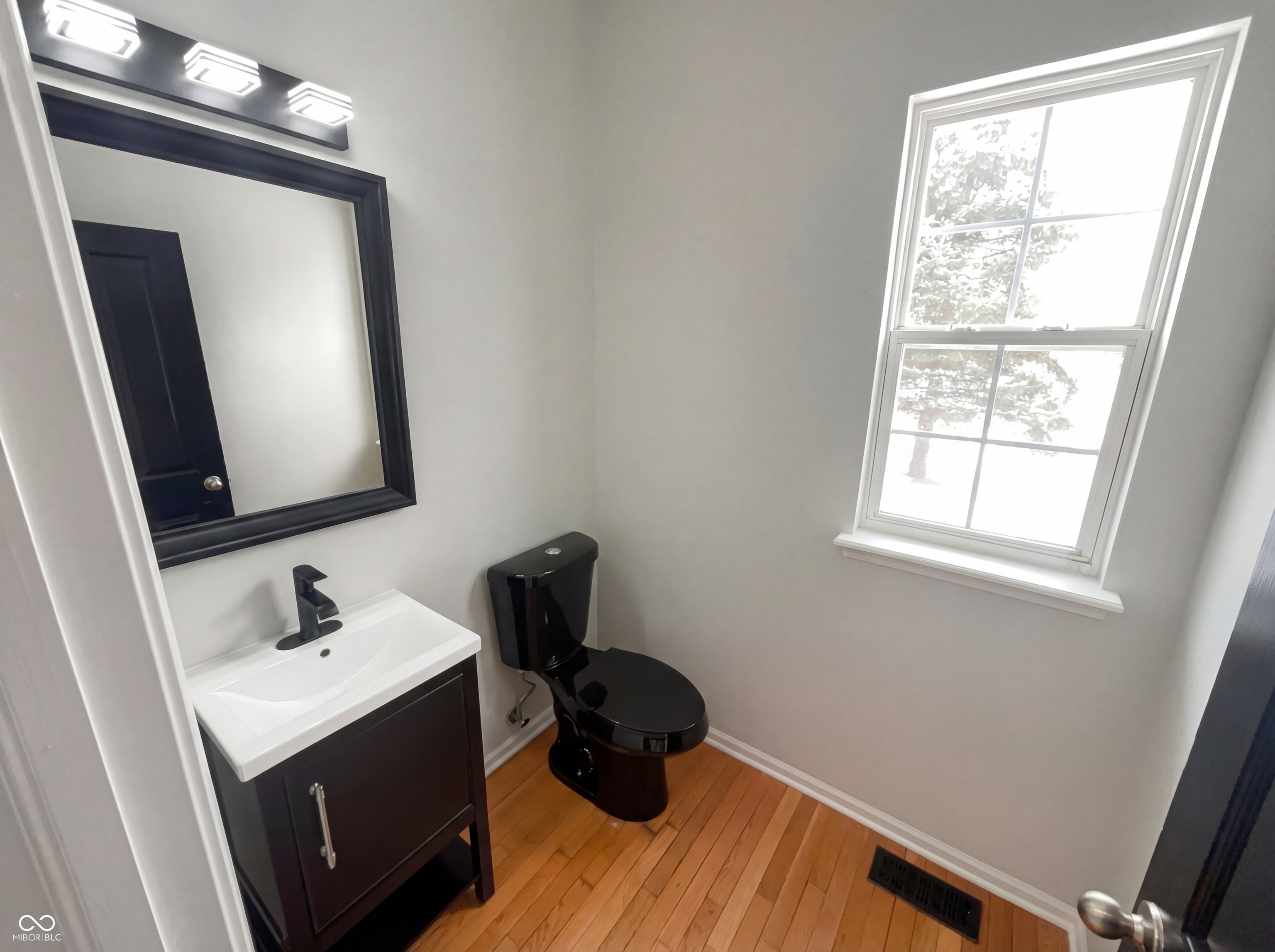 11987 Bird Key Boulevard Fishers, IN 46037 - Photo 14 of 33