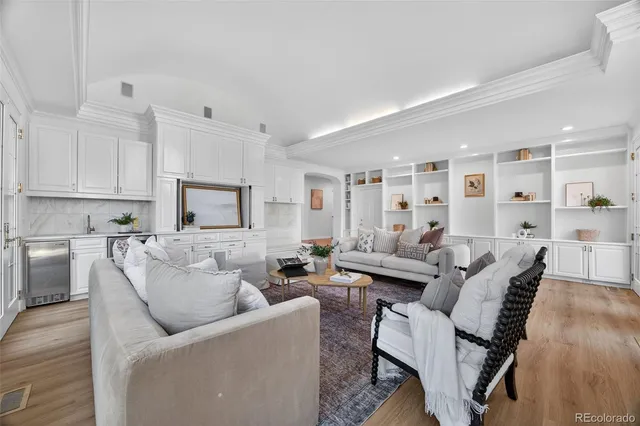 $2,995,000 | 5301 East 6th Ave Parkway, Denver, CO 80220