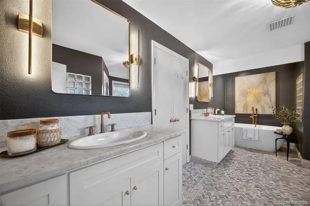 $2,995,000 | 5301 East 6th Ave Parkway, Denver, CO 80220