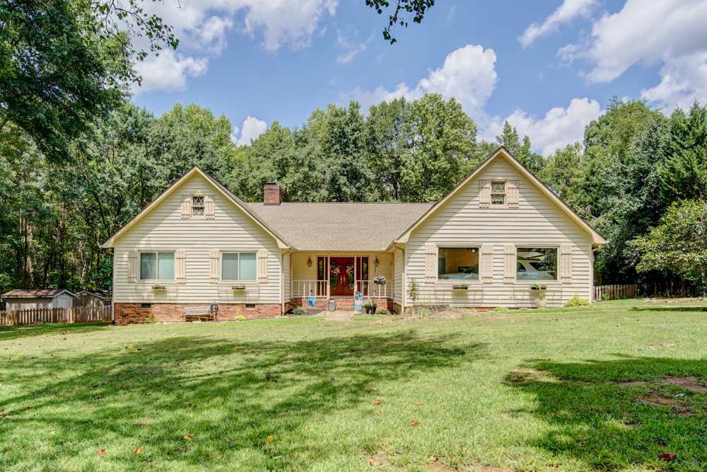 6 Moores Ridge Road Roebuck, SC 29376 - Photo 1 of 34