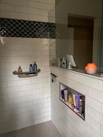 $2,975 | 4756 Old Stone Road, Sarasota, FL 34233