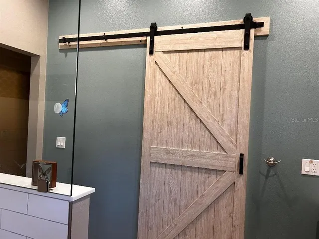 $2,975 | 4756 Old Stone Road, Sarasota, FL 34233