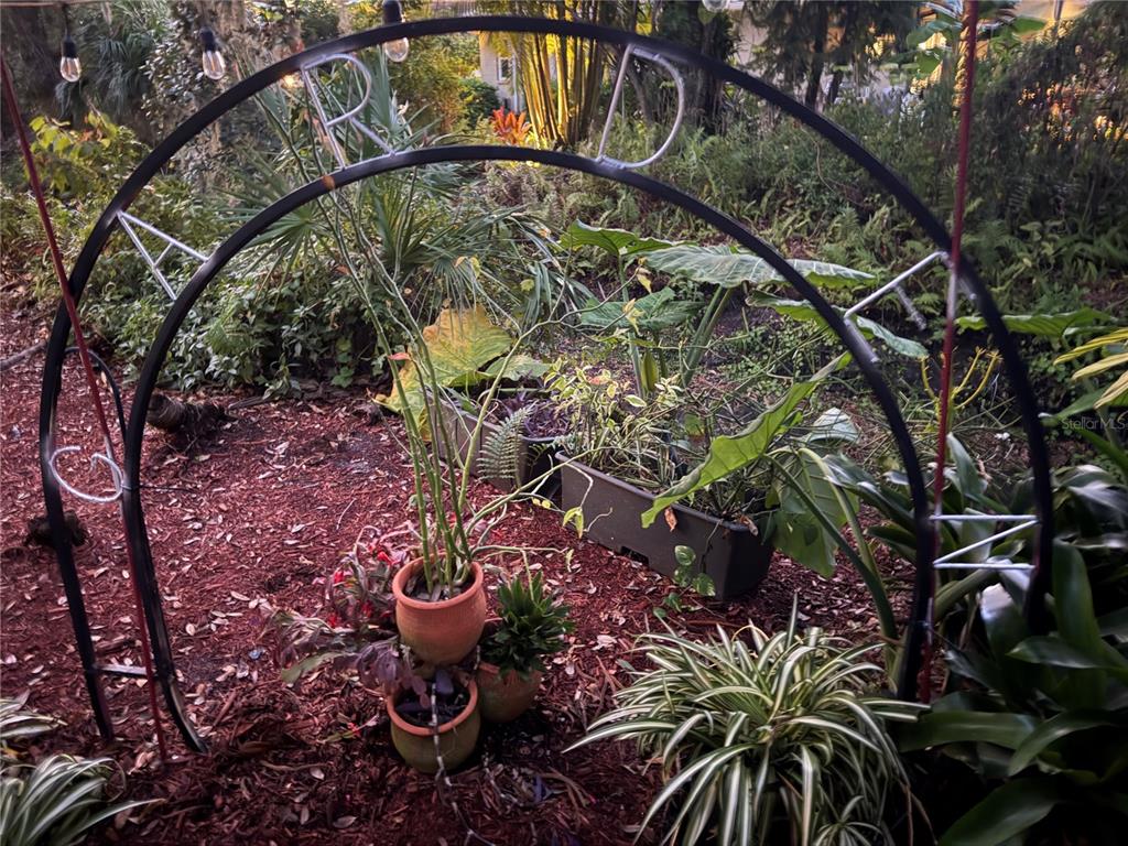 4756 Old Stone Road Sarasota, FL 34233 - Photo 33 of 41