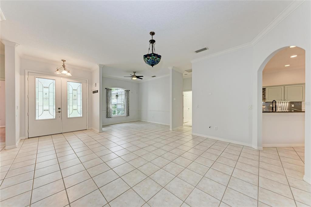 4756 Old Stone Road Sarasota, FL 34233 - Photo 8 of 41