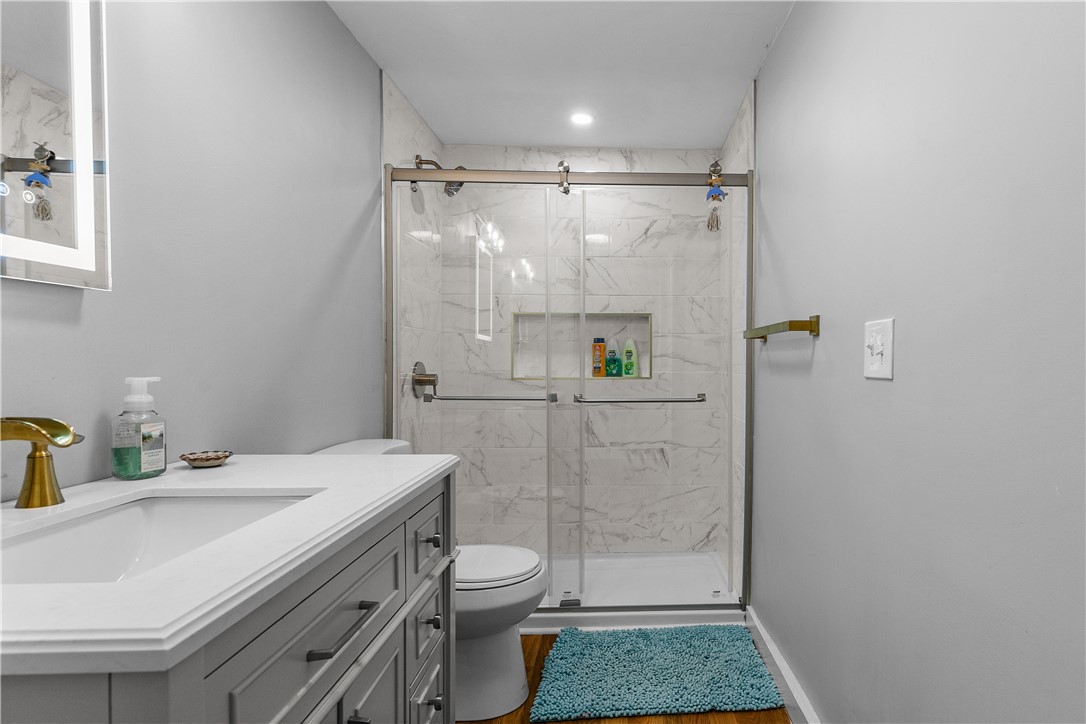 391 Valley Road Middletown, RI 02842 - Photo 15 of 31