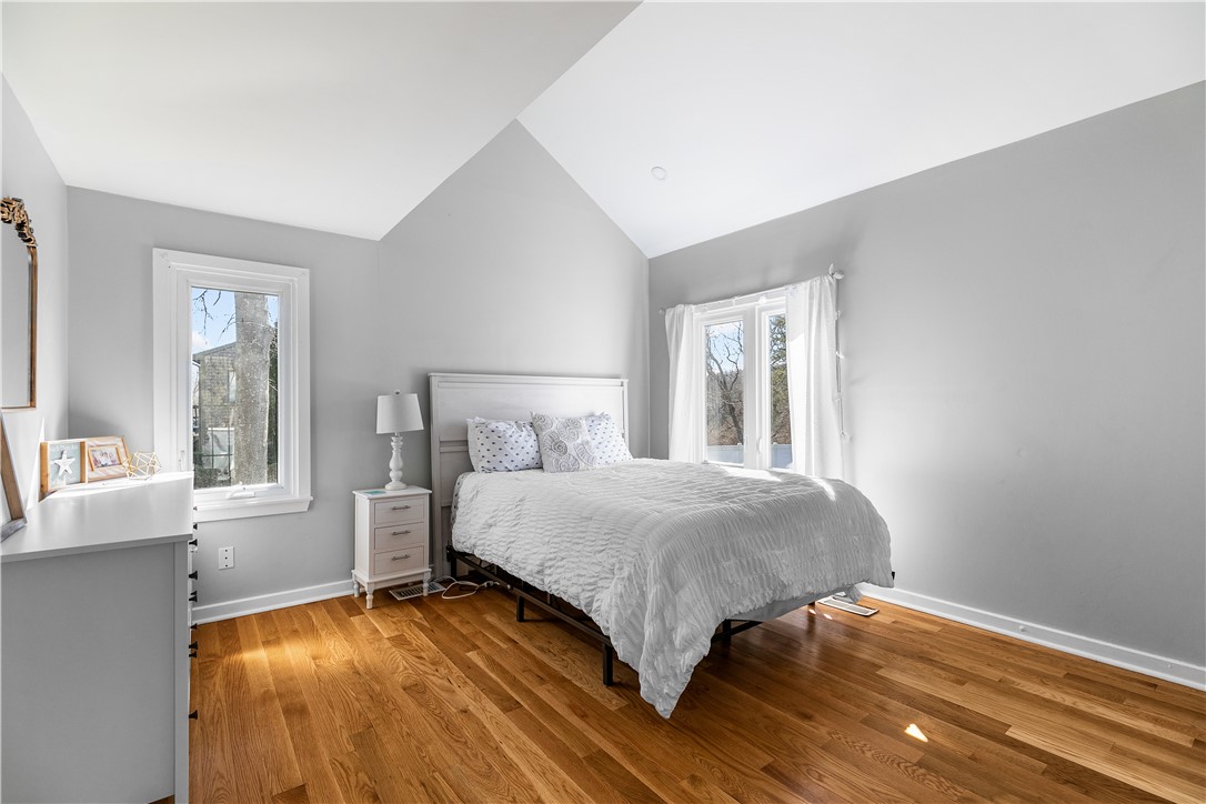391 Valley Road Middletown, RI 02842 - Photo 17 of 31