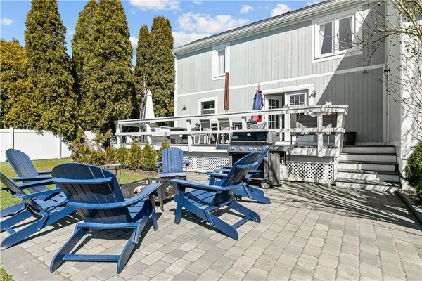 $4,500 | 391 Valley Road, Middletown, RI 02842