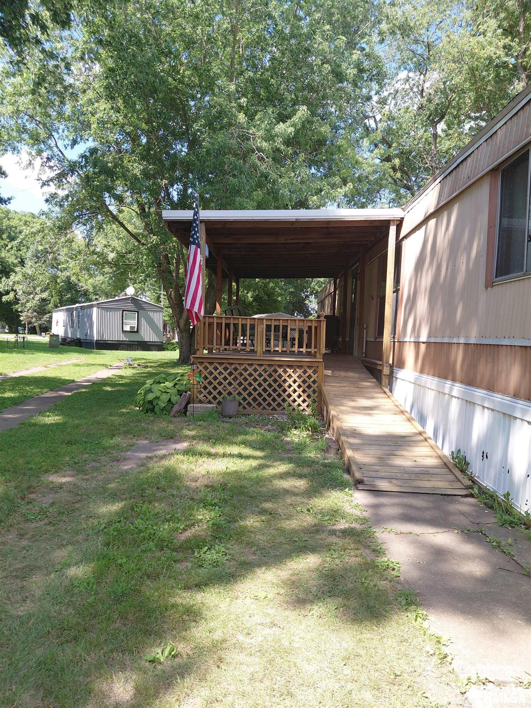1100 West Locust Street Canton, IL 61520 - Photo 31 of 39