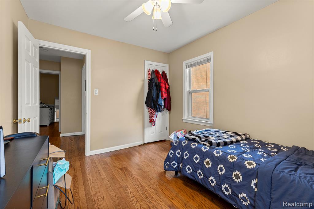1750 North Waverly Street Dearborn, MI 48128 - Photo 21 of 38