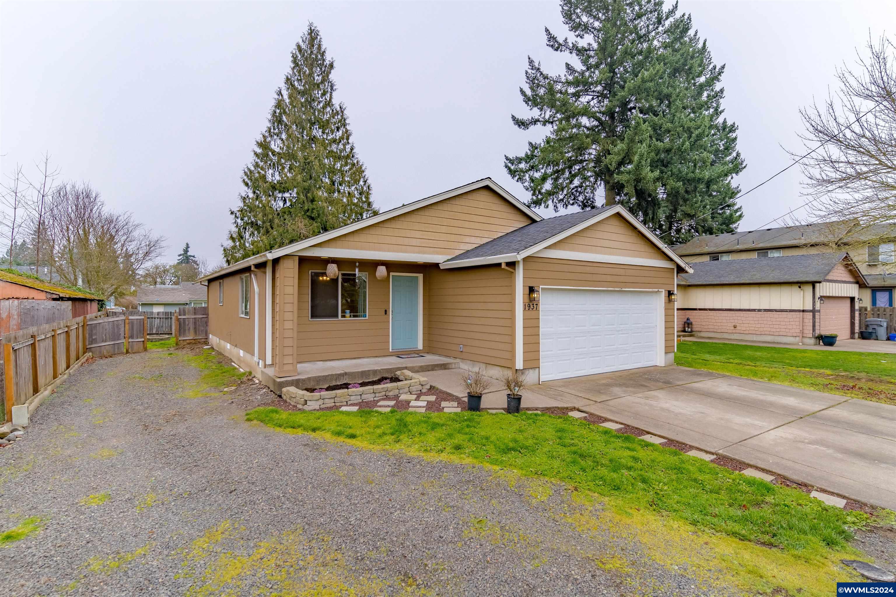 1937 2nd Avenue Albany, OR 97321 - Photo 2 of 34