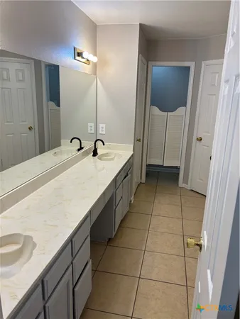 a view of a room with shelf