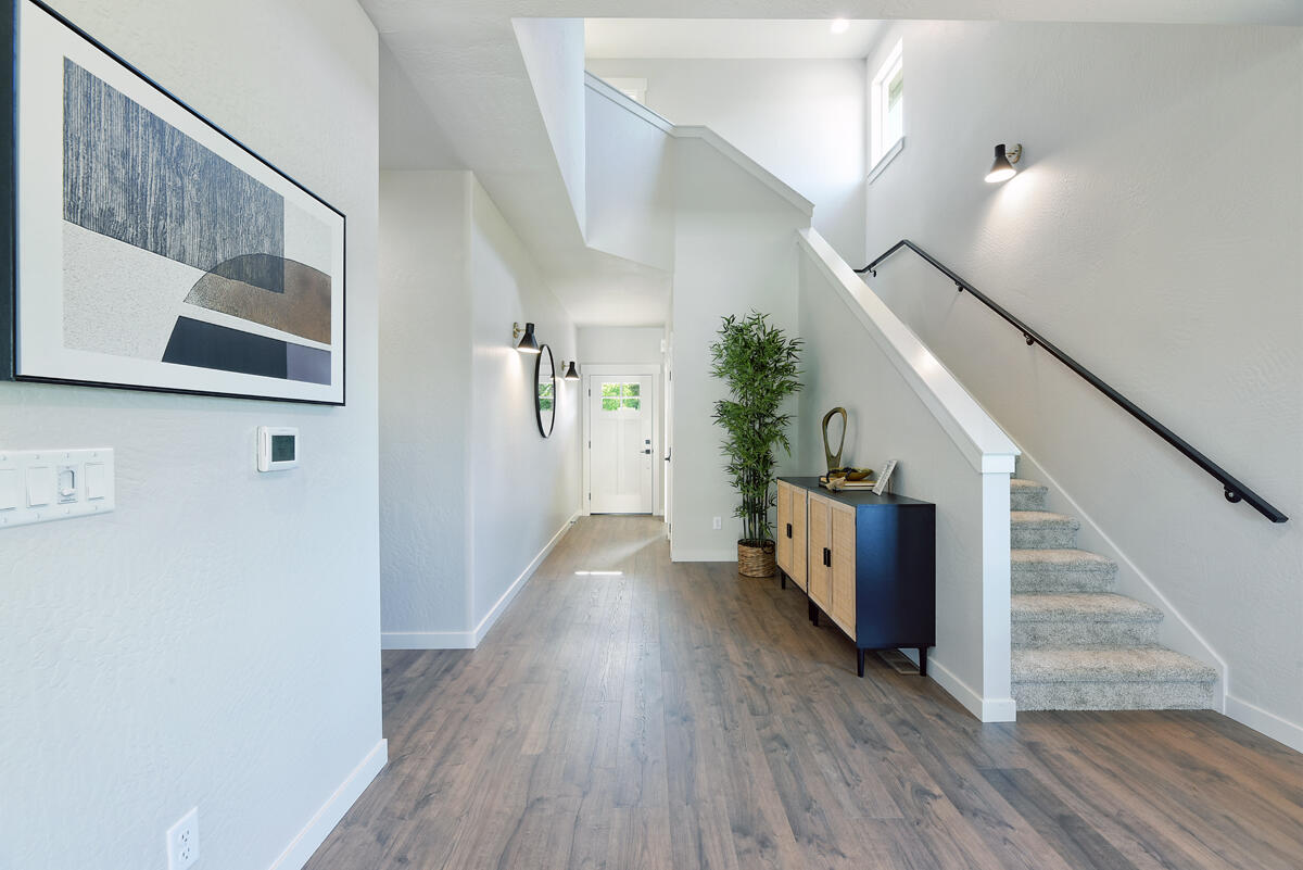 1623 Thomas Road Medford, OR 97501 - Photo 19 of 27 DSC_1187