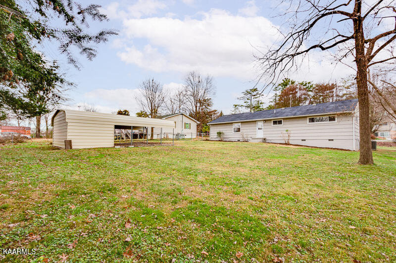 3917 Pleasant Ridge Road Knoxville, TN 37912 - Photo 6 of 29 006--SMALL