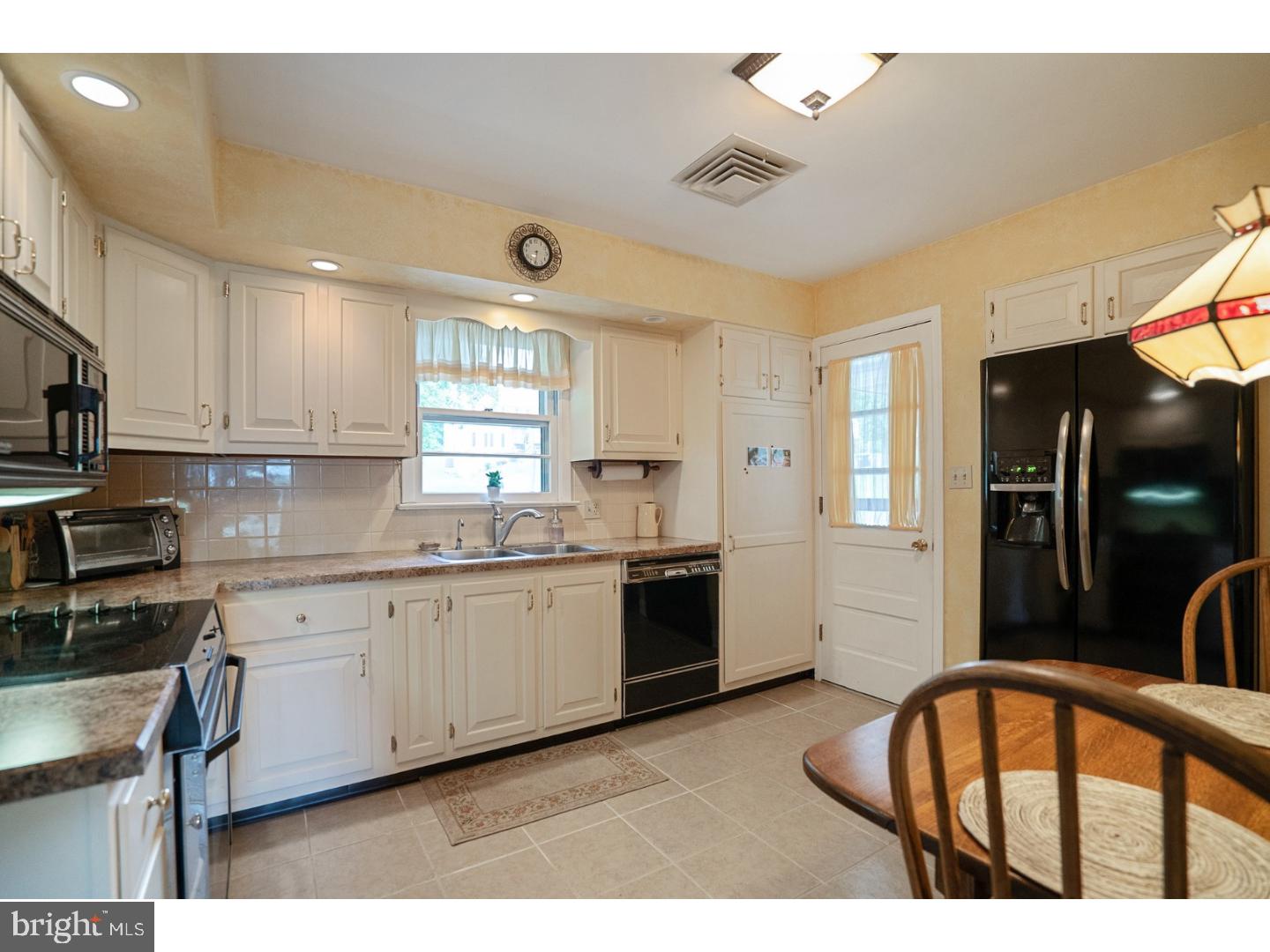 436 Smokepipe Road Souderton, PA 18964 - Photo 11 of 25 Gallery Image 11