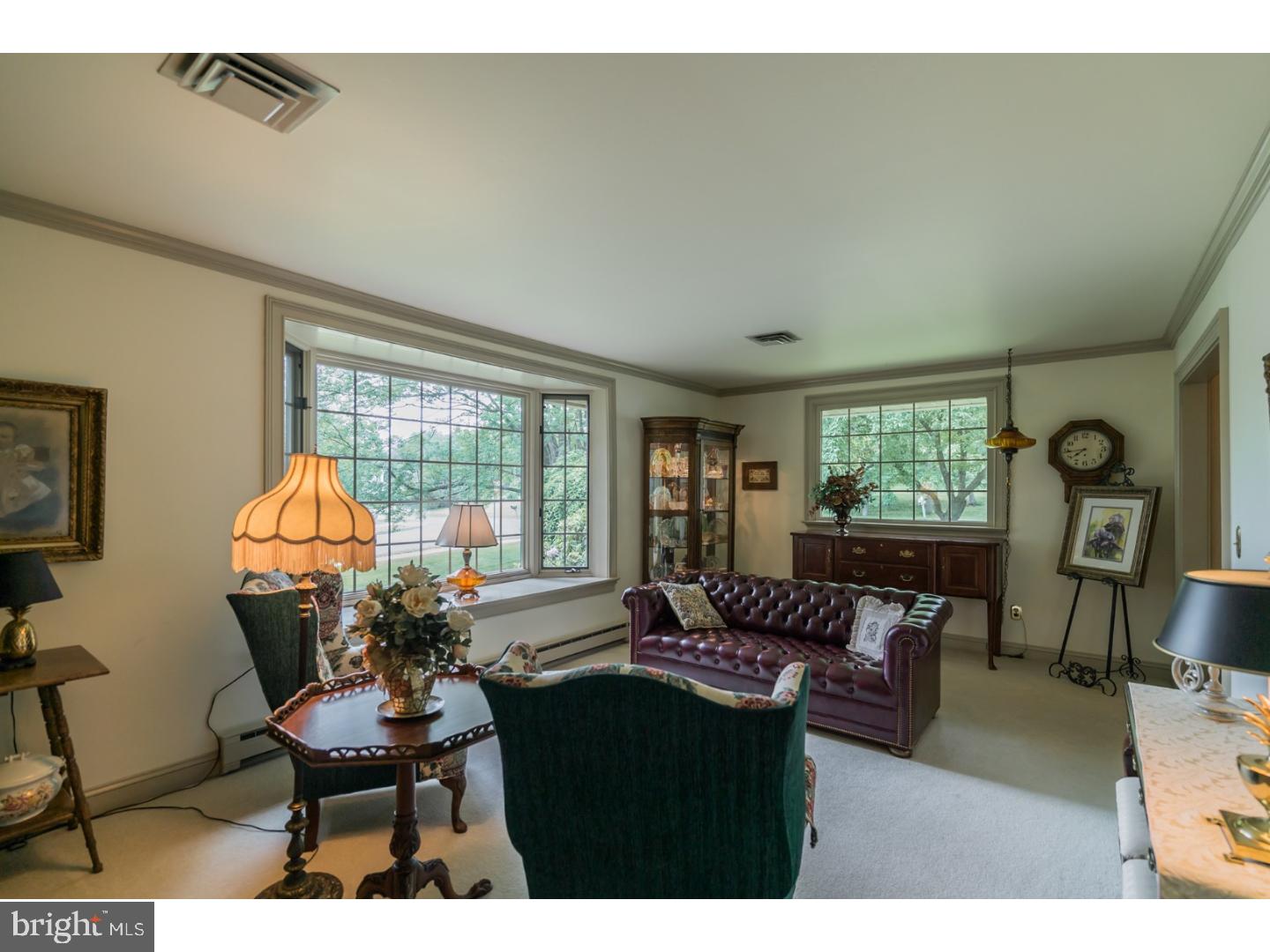 436 Smokepipe Road Souderton, PA 18964 - Photo 4 of 25 Gallery Image 4
