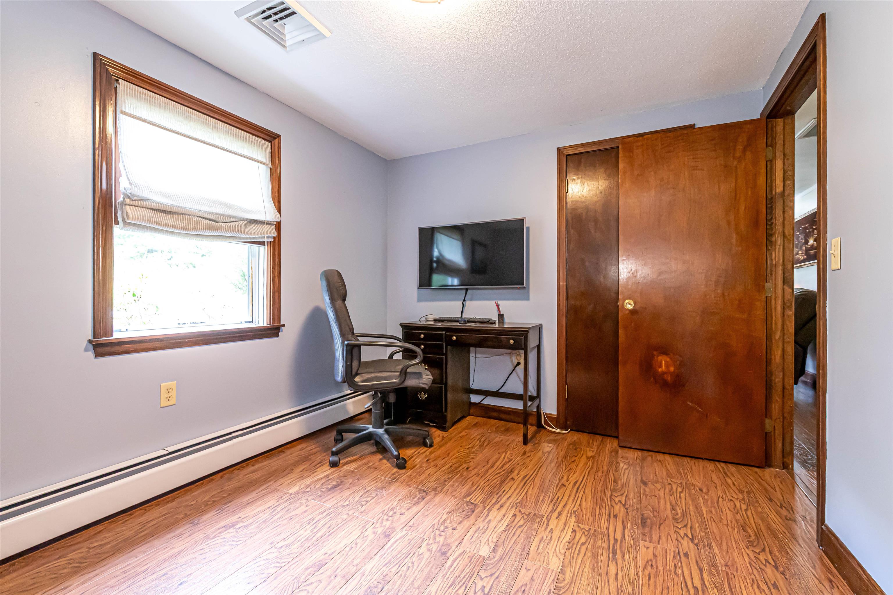 157 Summit Street Franklin, NH 03235 - Photo 13 of 32