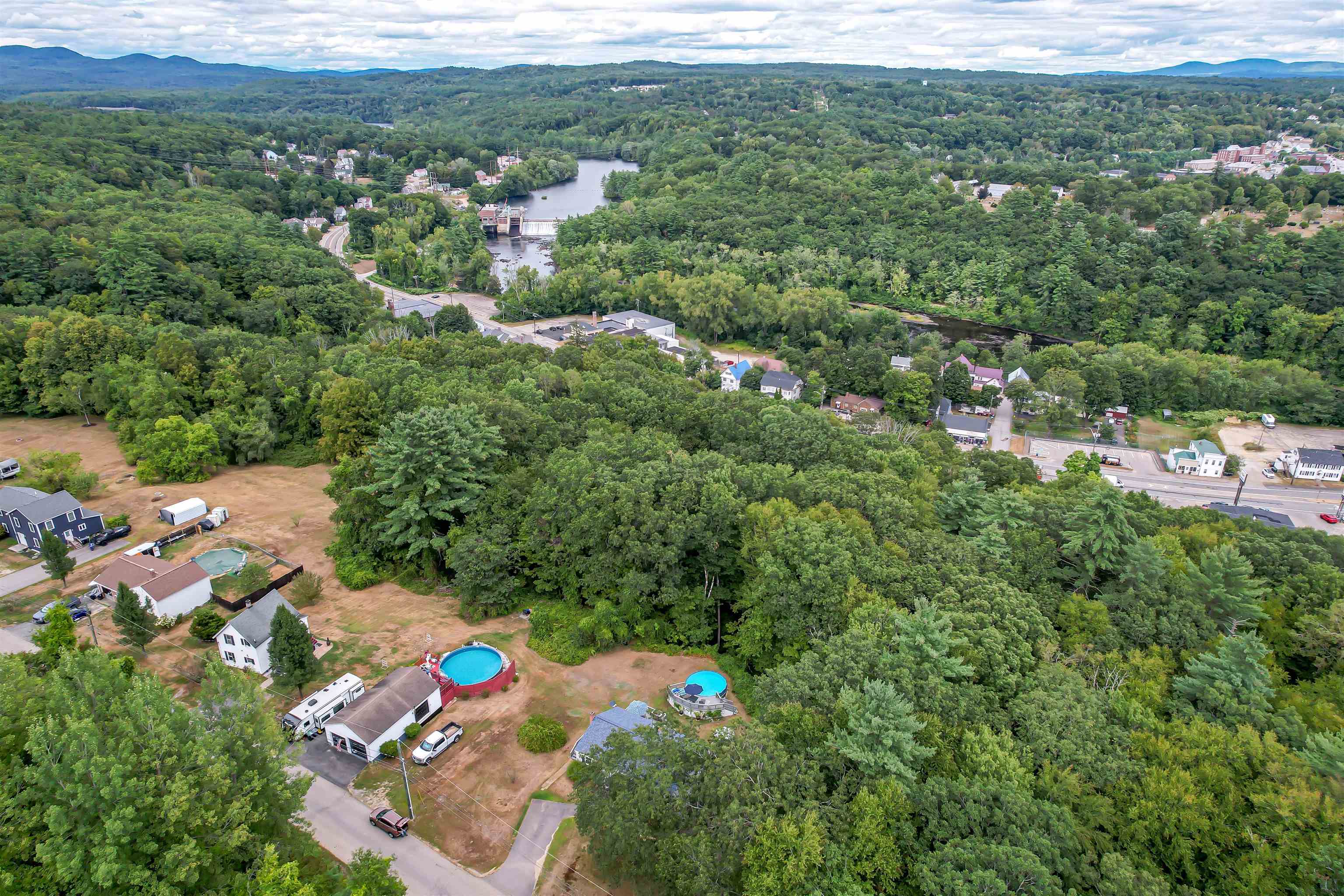 157 Summit Street Franklin, NH 03235 - Photo 4 of 32